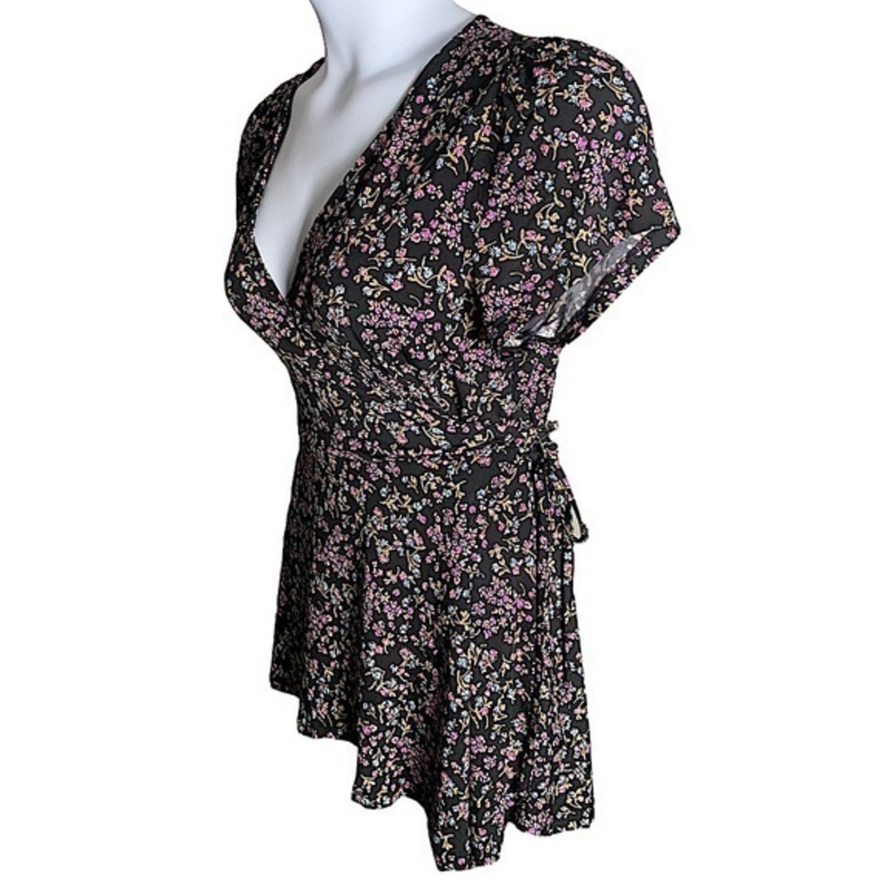 Torrid Black and Purple Floral Blouse - Picture 6 of 8